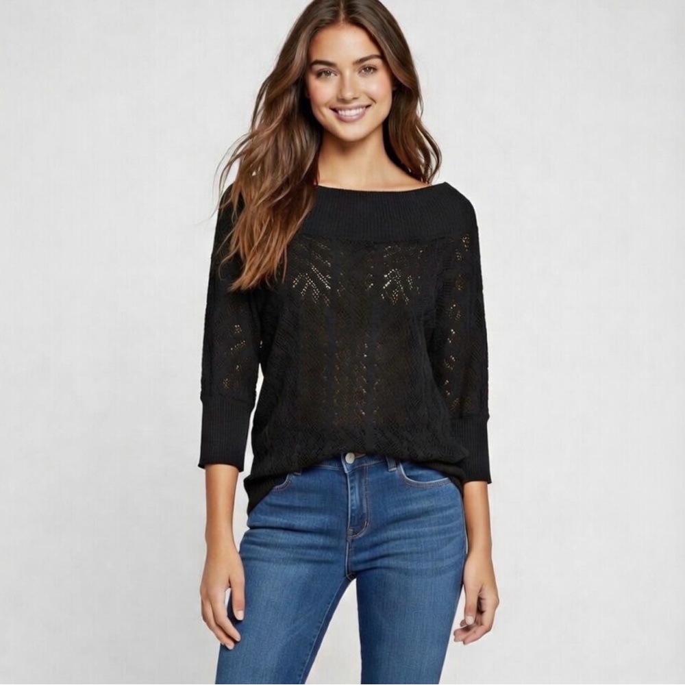 Women's Black Vintage Guess Sweater NWT